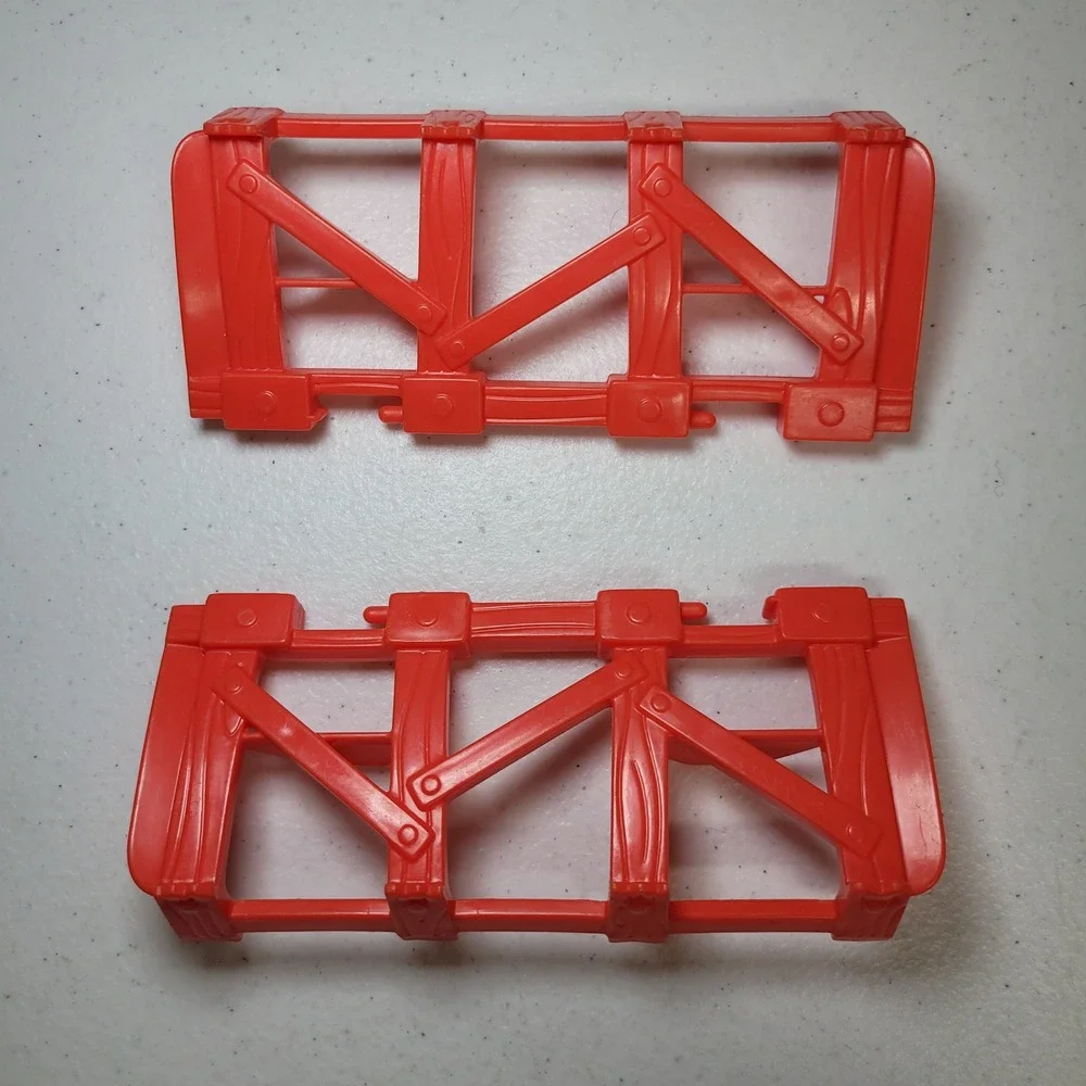 Fisher‎ Price Thomas Friends TrackMaster Red Fence Replacement Pieces BDP14